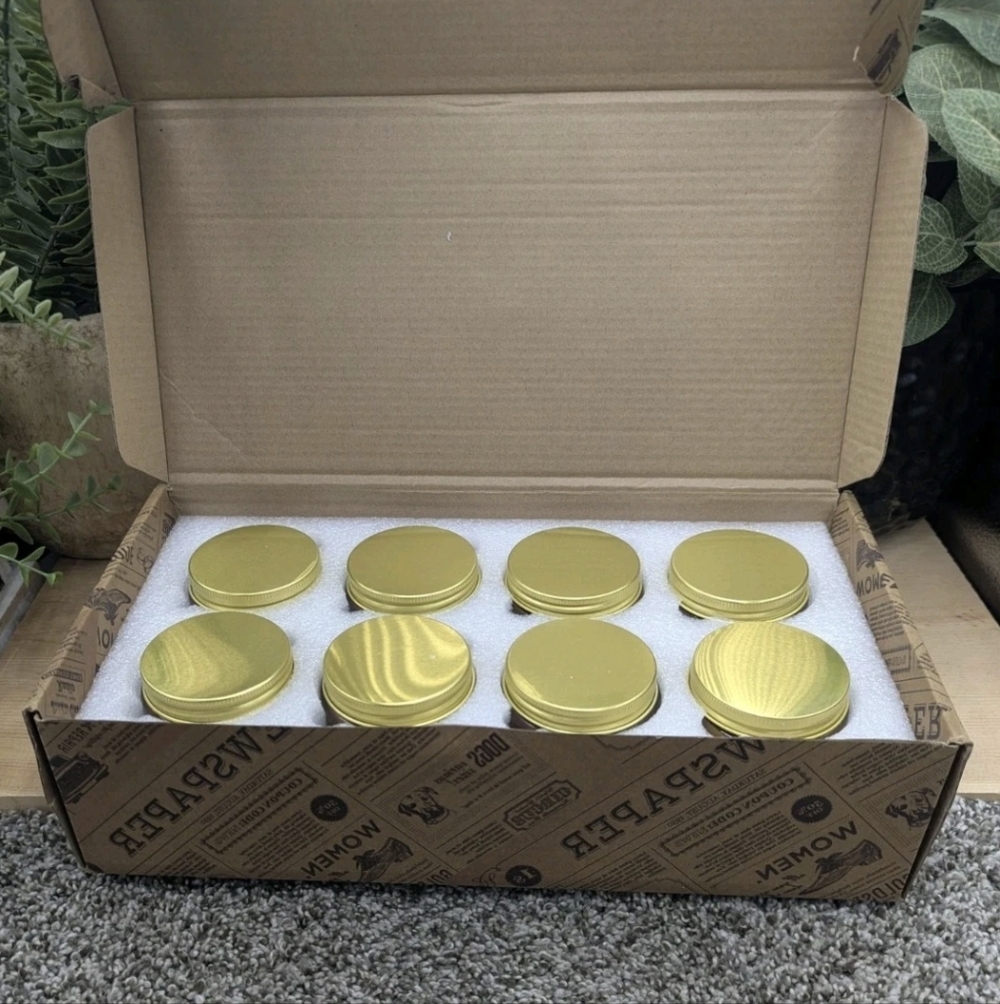 Lovery 8 Piece Individually Scented Soy Candles New In Opened Box